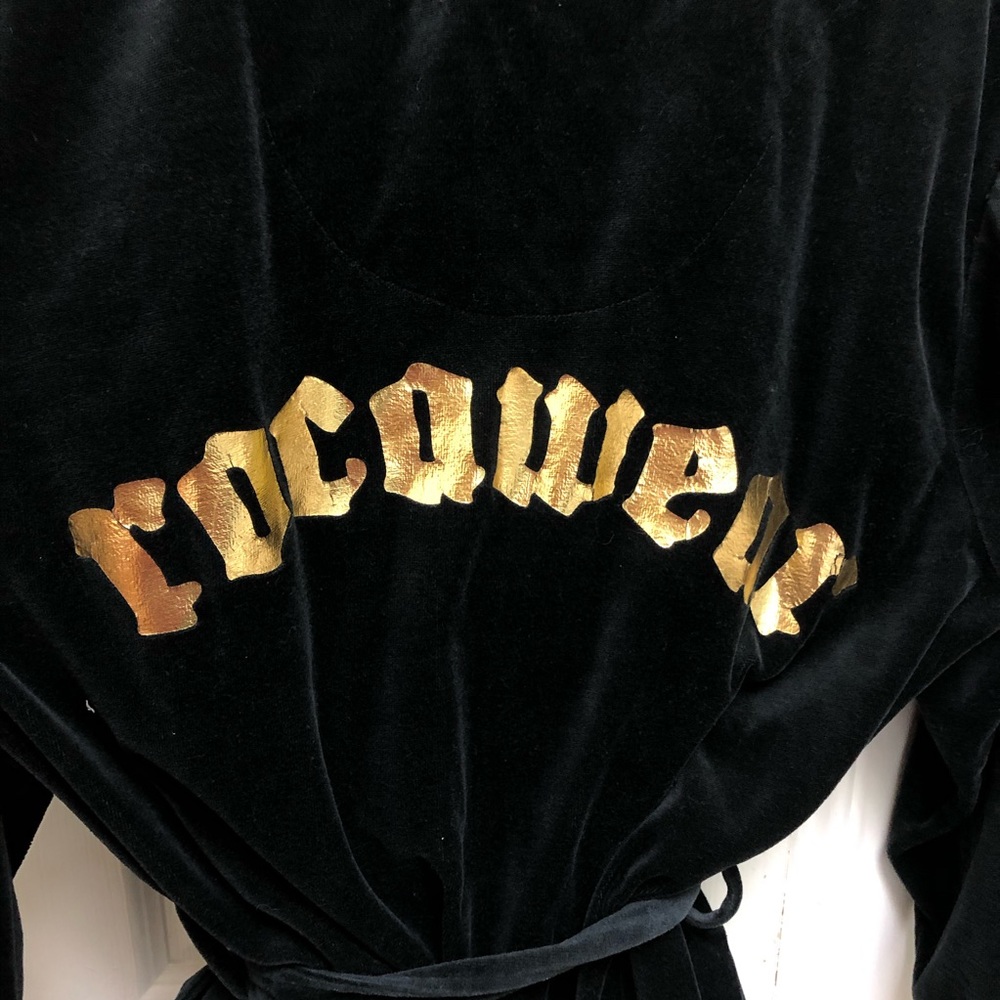 2/$40 Rocaware Robe - Picture 5 of 6